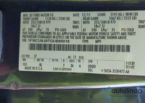 2016 Ford Escape Titanium z USA, uszkodzony, nr VIN 1FMCU9J97GUB85018